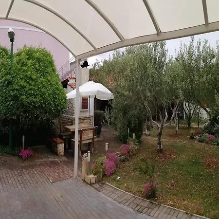 Marija - One Bedroom With Balcony And Sea View Uti A2 Appartement